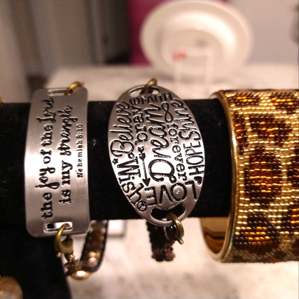 Assorted Charm Bracelets 7-8'"